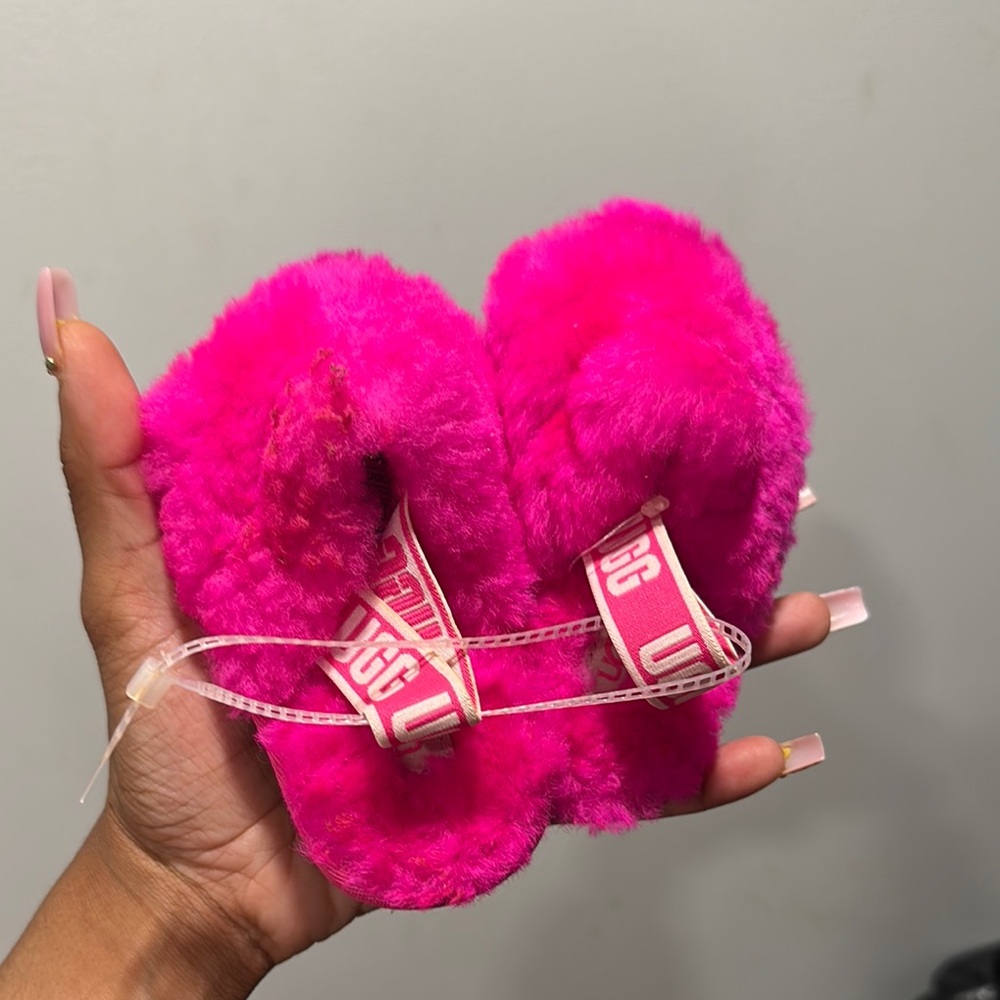 UGG Vibrant Pink Fluffy Sandals